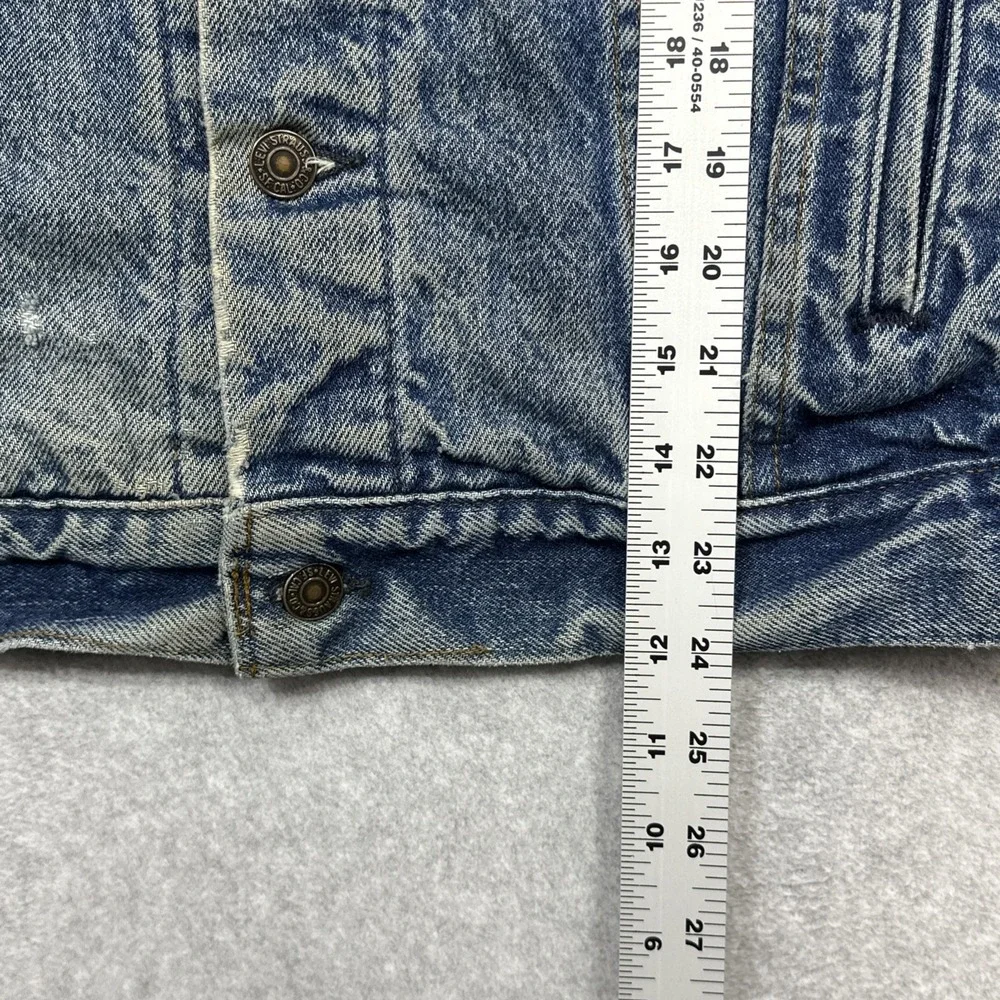 Vintage Levis Denim Jacket 44 Blue Trucker Type III Lined 1980s Distressed USA